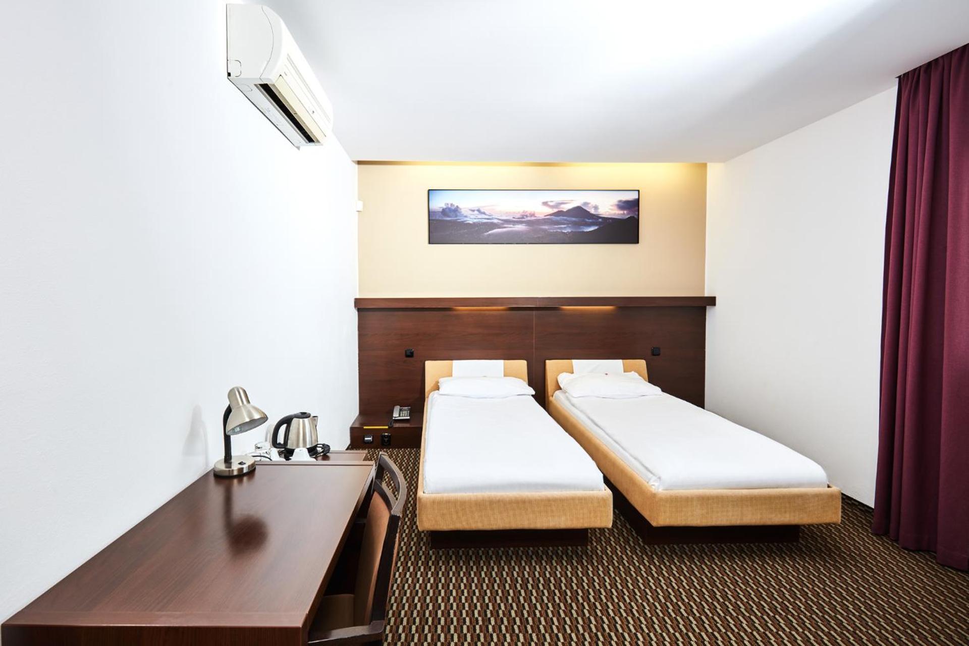 Hotel Rottal Отроковице Екстериор снимка
